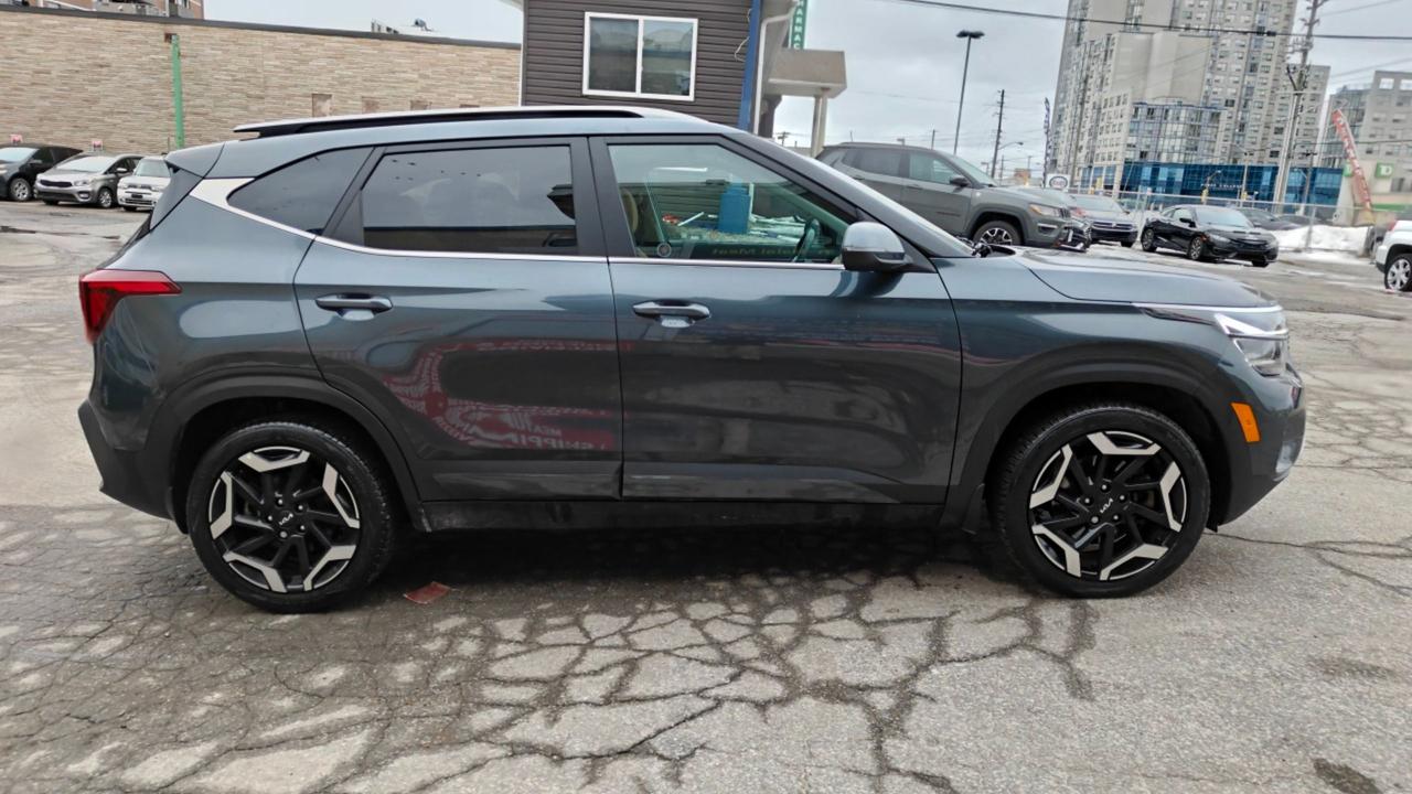 2024 Kia Seltos SX - Photo #5