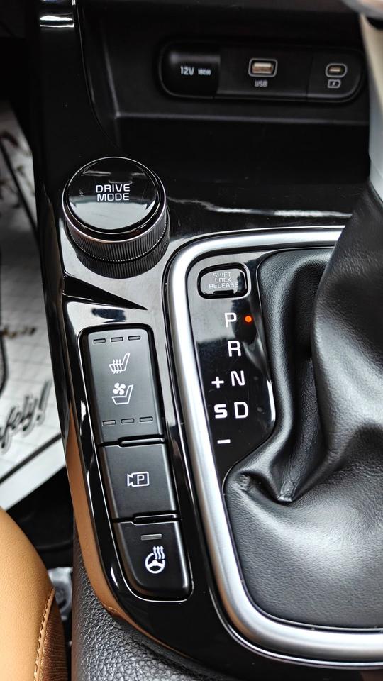2024 Kia Seltos SX - Photo #37