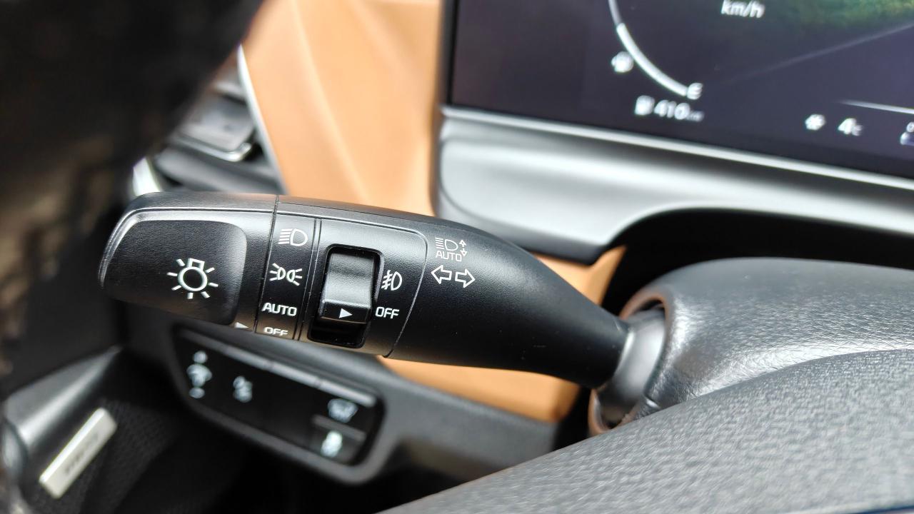 2024 Kia Seltos SX Photo