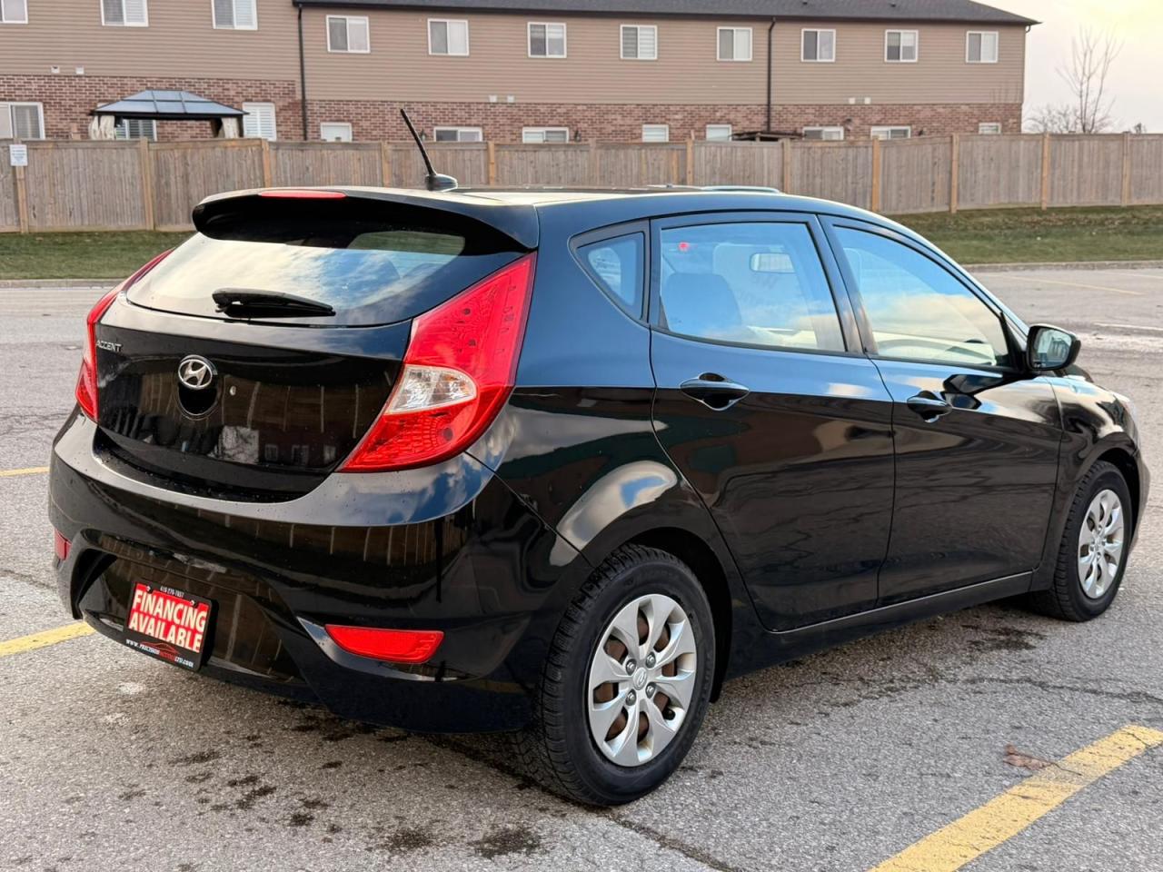 2016 Hyundai Accent GL Photo