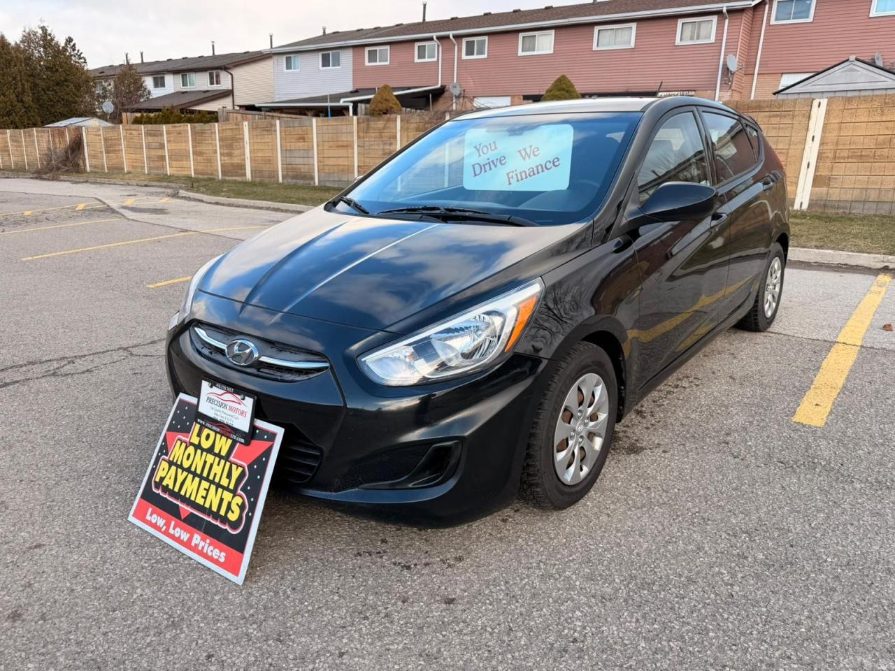 2016 Hyundai Accent GL Photo