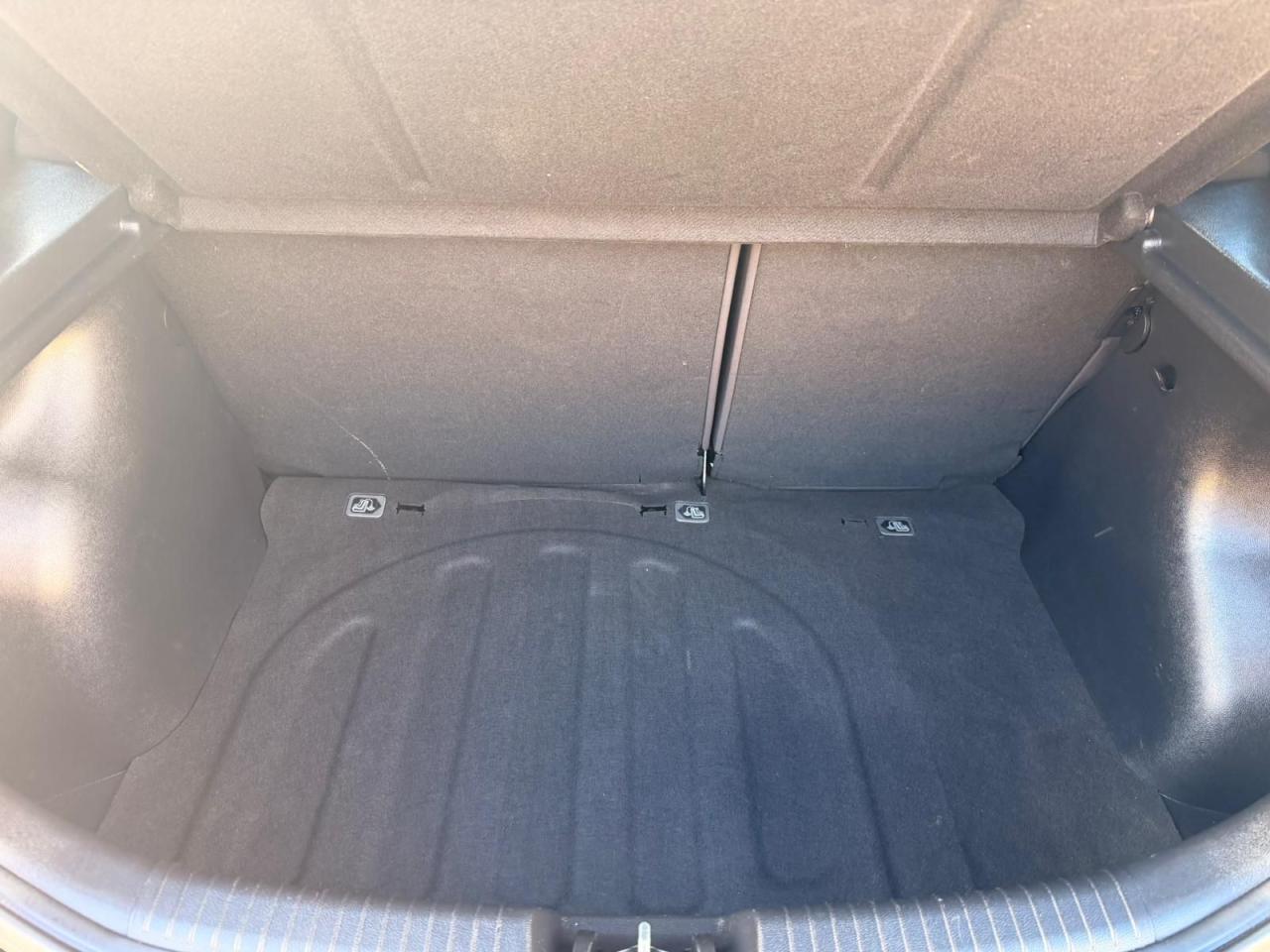 2016 Hyundai Accent GL Photo