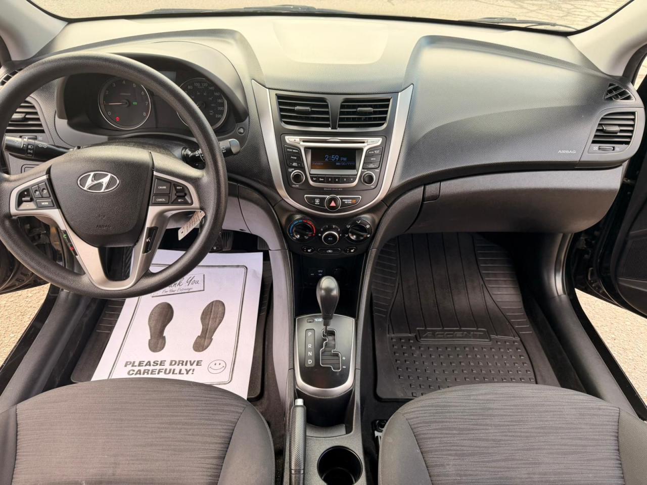 2016 Hyundai Accent GL Photo