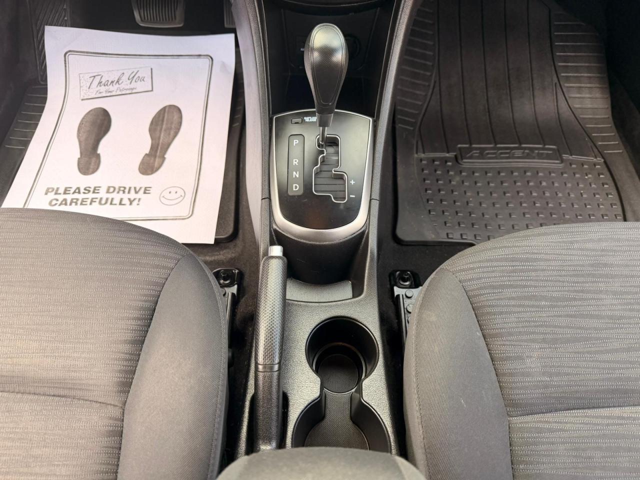 2016 Hyundai Accent GL Photo