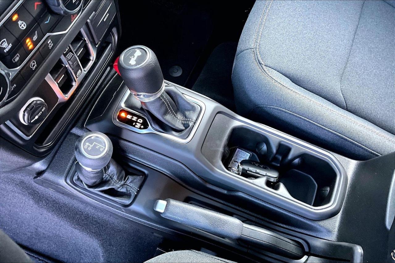 2025 Jeep Wrangler Sahara 4 Door 4x4 Photo