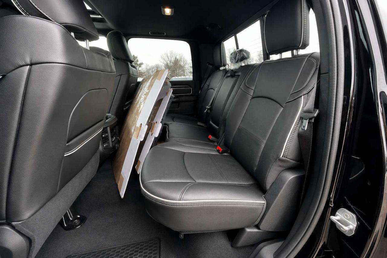 2026 RAM 2500 REBEL | 6.7L Diesel | Leather | Sunroof | Level 2 Photo