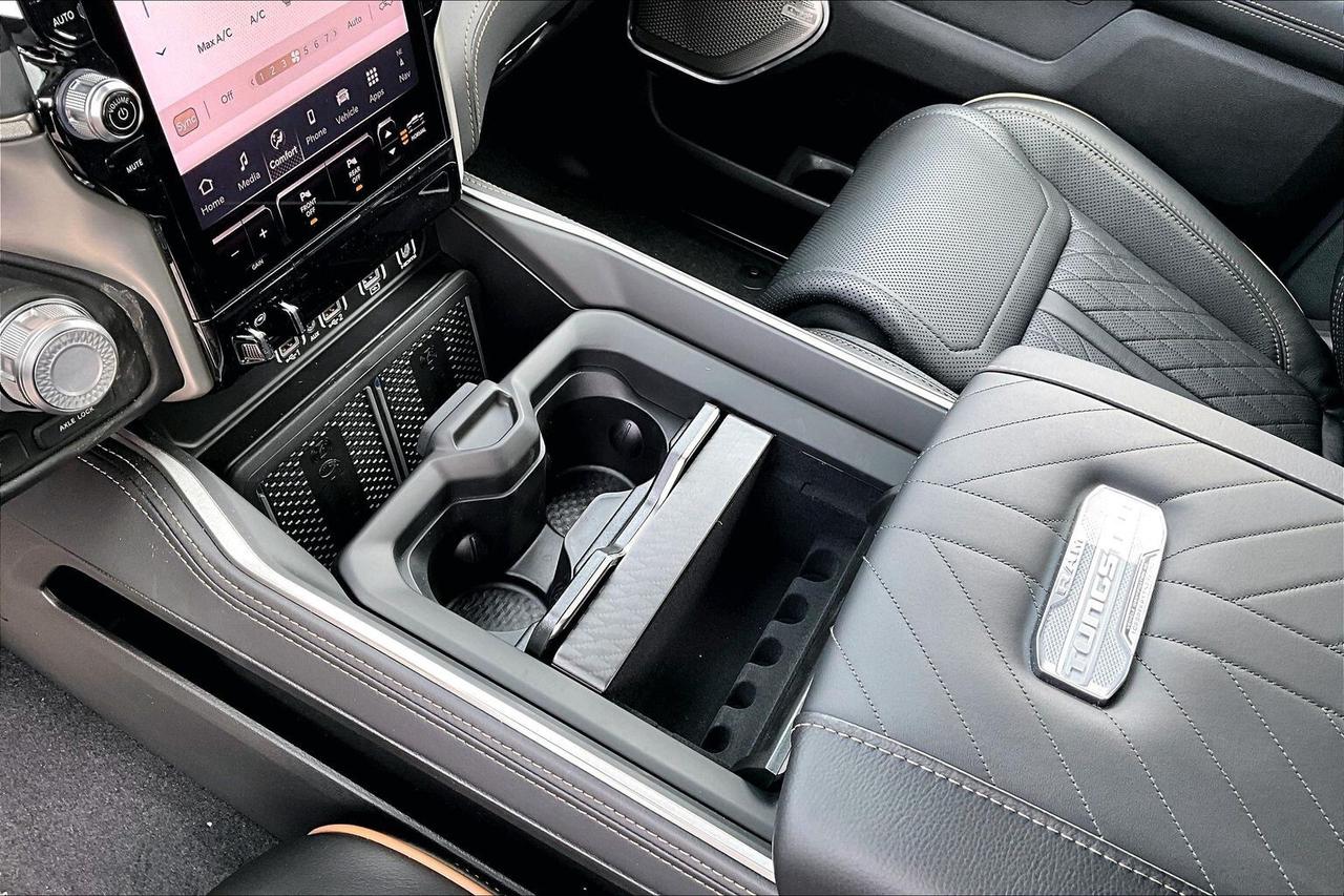 2026 RAM 1500 TUNGSTEN | Bed Utility Grp | Multi-Func Tailgate Photo4