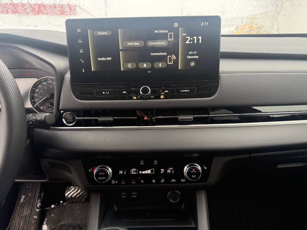 2025 Mitsubishi Outlander SE Photo