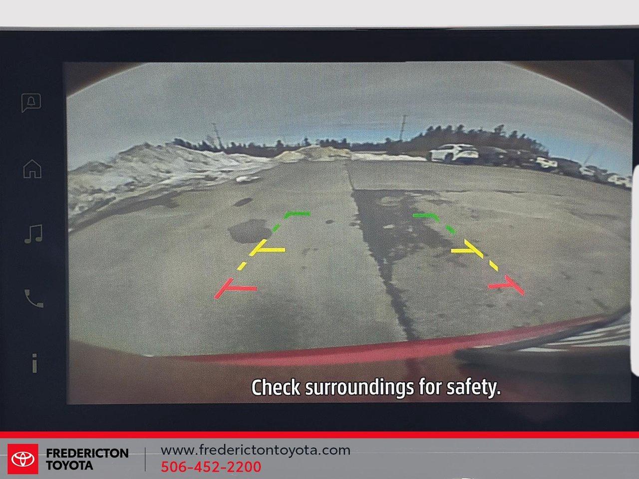 2025 Mitsubishi Outlander SE Photo