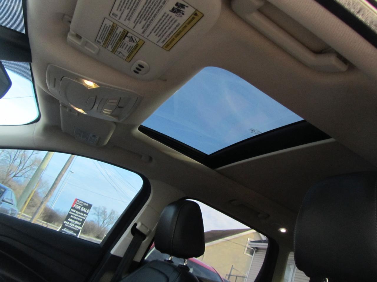 2017 Ford Escape Titanium 4WD Photo