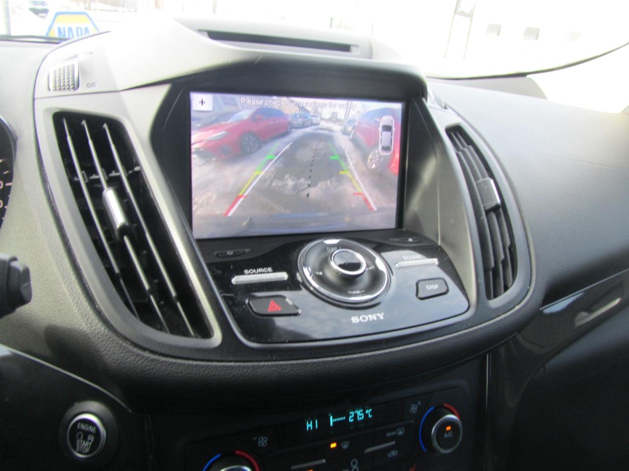 2017 Ford Escape Titanium 4WD Photo