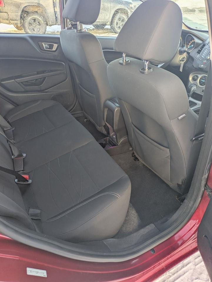 2015 Ford Fiesta 5dr HB SE Photo