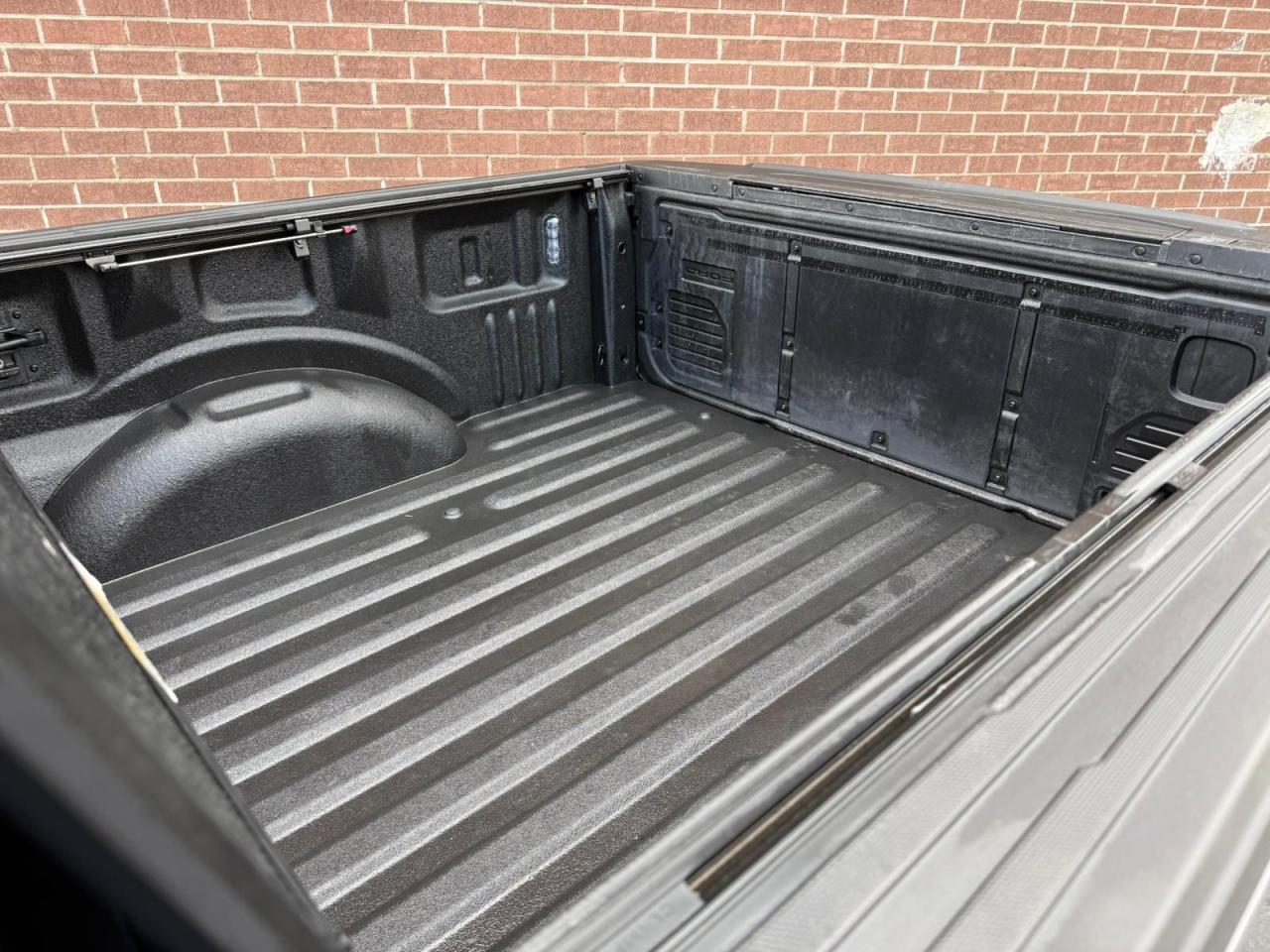 2021 Ford F-150 XLT SPORT HYBRID Photo