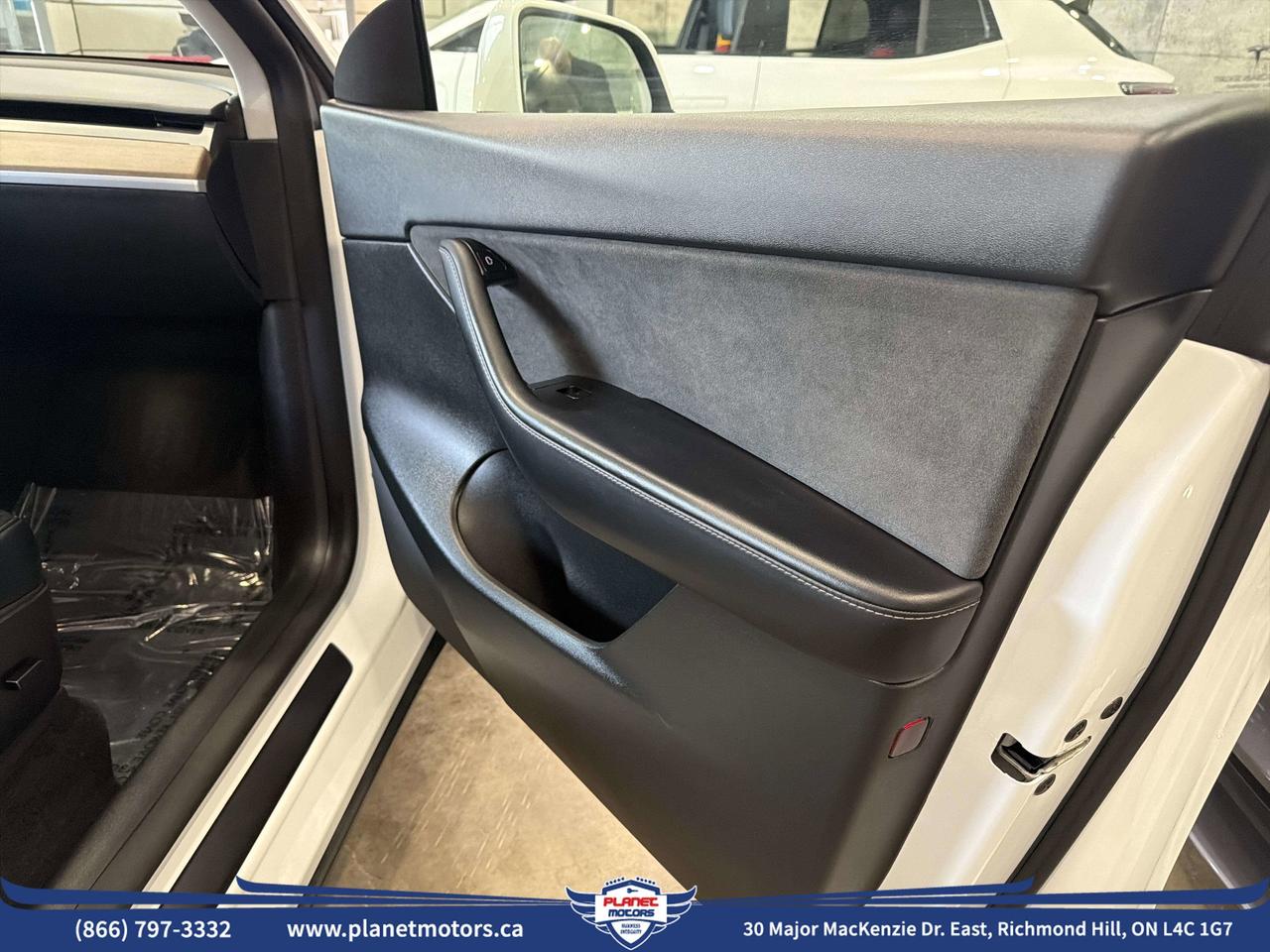 2022 Tesla Model Y LONG RANGE Photo