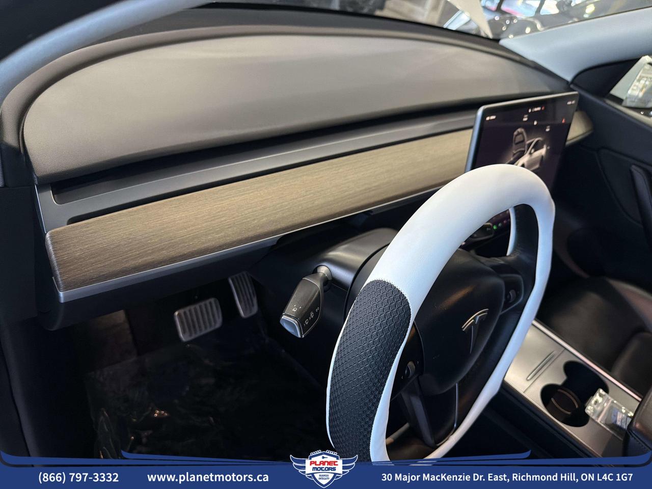 2022 Tesla Model Y LONG RANGE Photo