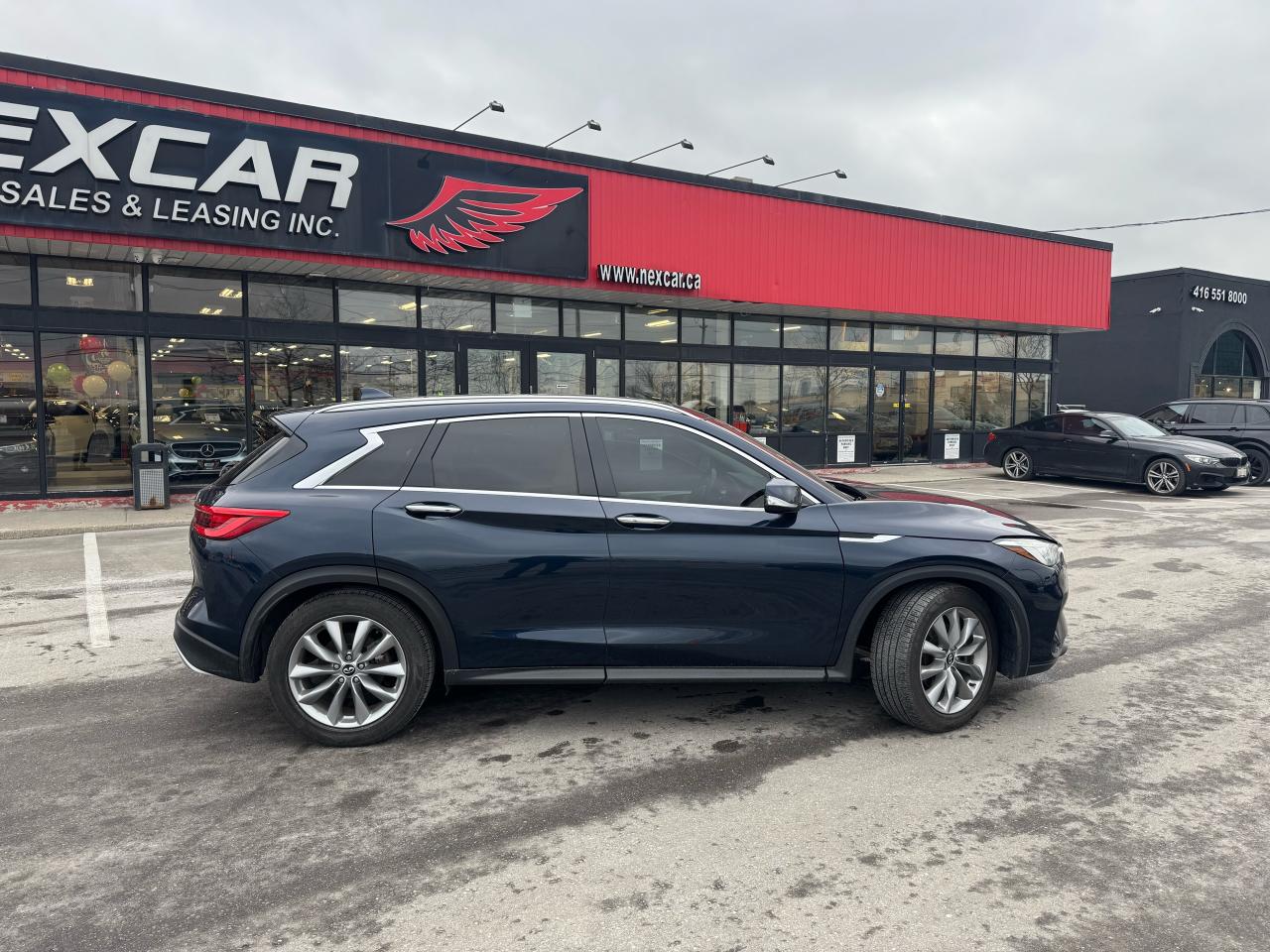 2019 Infiniti QX50 LUXE AWD LEATHER P/SUNROOF NAV CARPLAY B/SPOT CAME Photo3