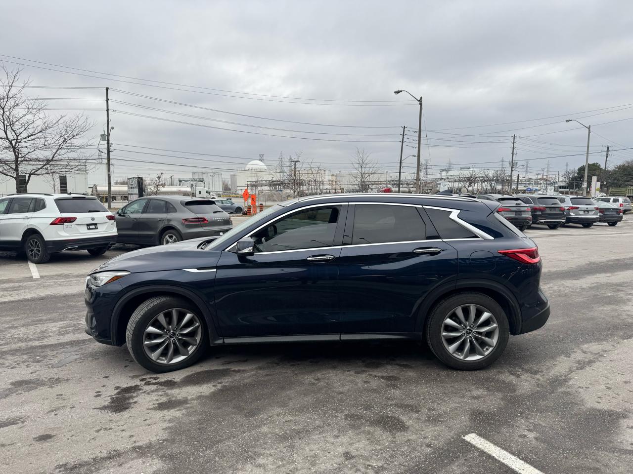 2019 Infiniti QX50 LUXE AWD LEATHER P/SUNROOF NAV CARPLAY B/SPOT CAME Photo4