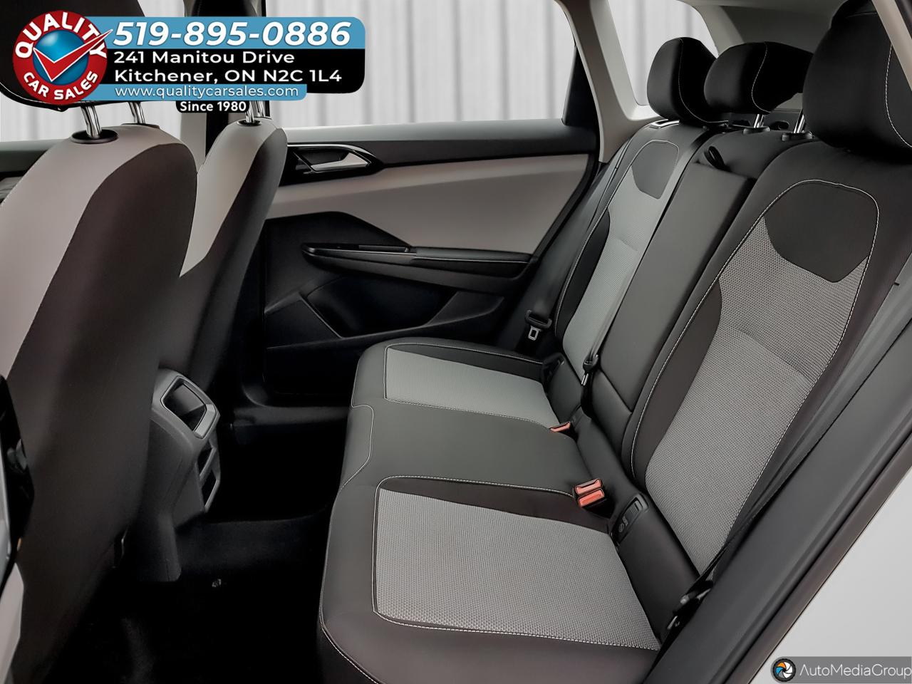 2024 Volkswagen Taos Trendline *HEATED SEATS* Photo