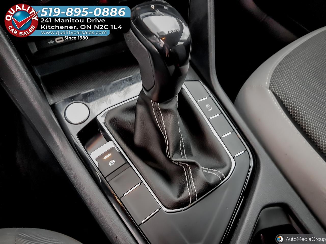 2024 Volkswagen Taos Trendline *HEATED SEATS* Photo