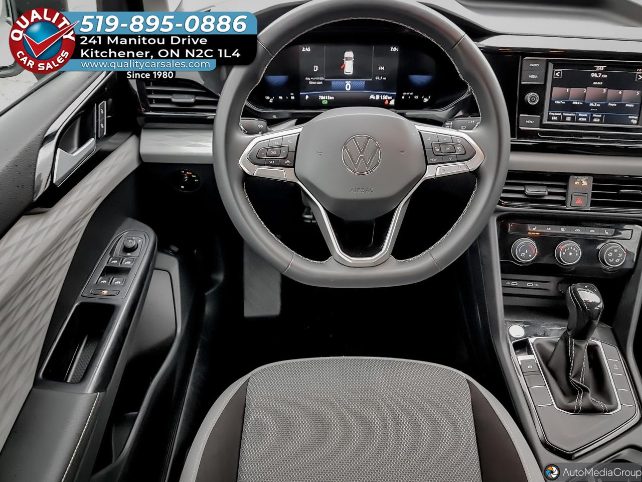 2024 Volkswagen Taos Trendline *HEATED SEATS* Photo