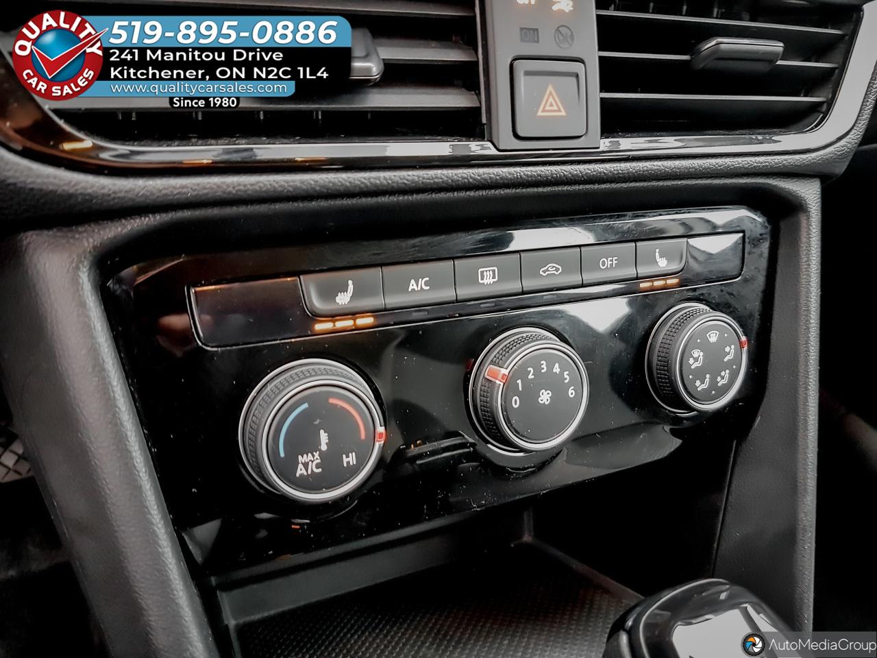 2024 Volkswagen Taos Trendline *HEATED SEATS* Photo