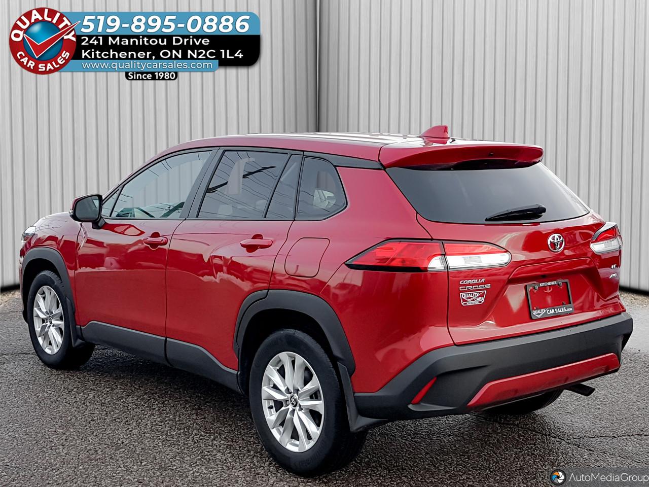 2023 Toyota Corolla Cross LE AWD *HEATED SEATS* Photo