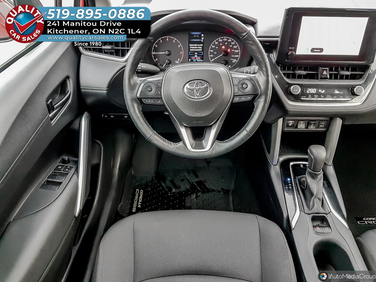 2023 Toyota Corolla Cross LE AWD *HEATED SEATS* Photo