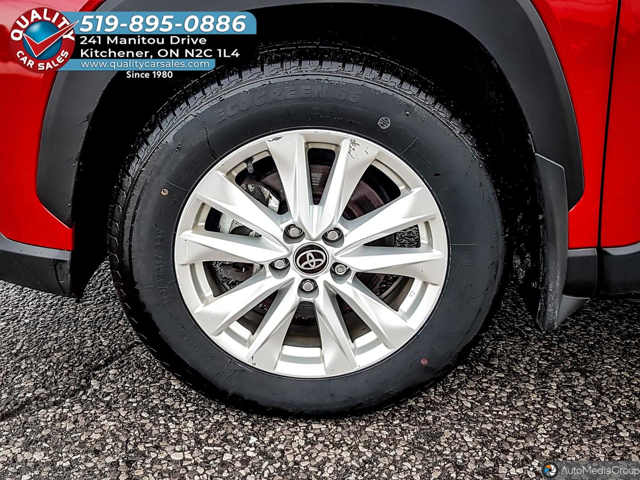 2023 Toyota Corolla Cross LE AWD *HEATED SEATS* Photo