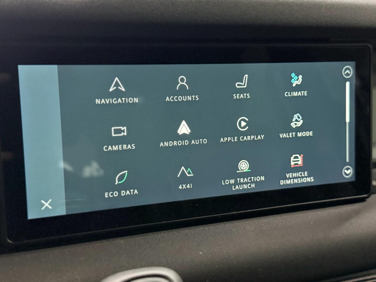 2022 Land Rover Defender 110S|NAV|360CAM|BSM|LANE DEP|MERIDIAN SOUND| Photo