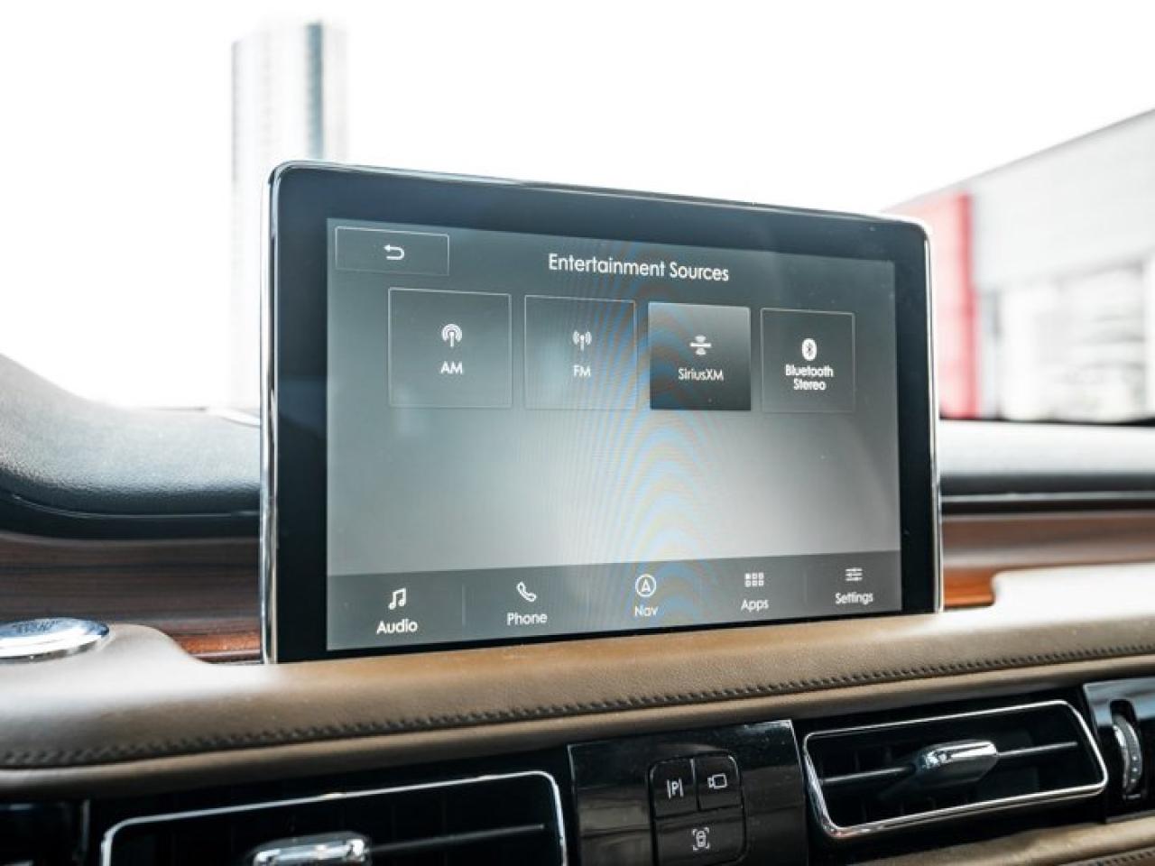 2022 Lincoln Aviator Reserve AWD Panoroof Heated Vented Seats 360 Cam Revel Audio Photo