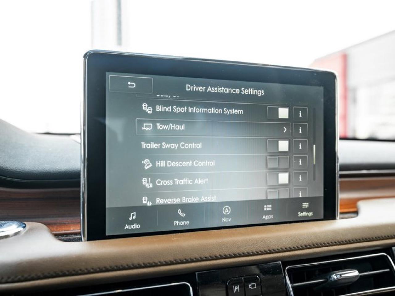 2022 Lincoln Aviator Reserve AWD Panoroof Heated Vented Seats 360 Cam Revel Audio Photo