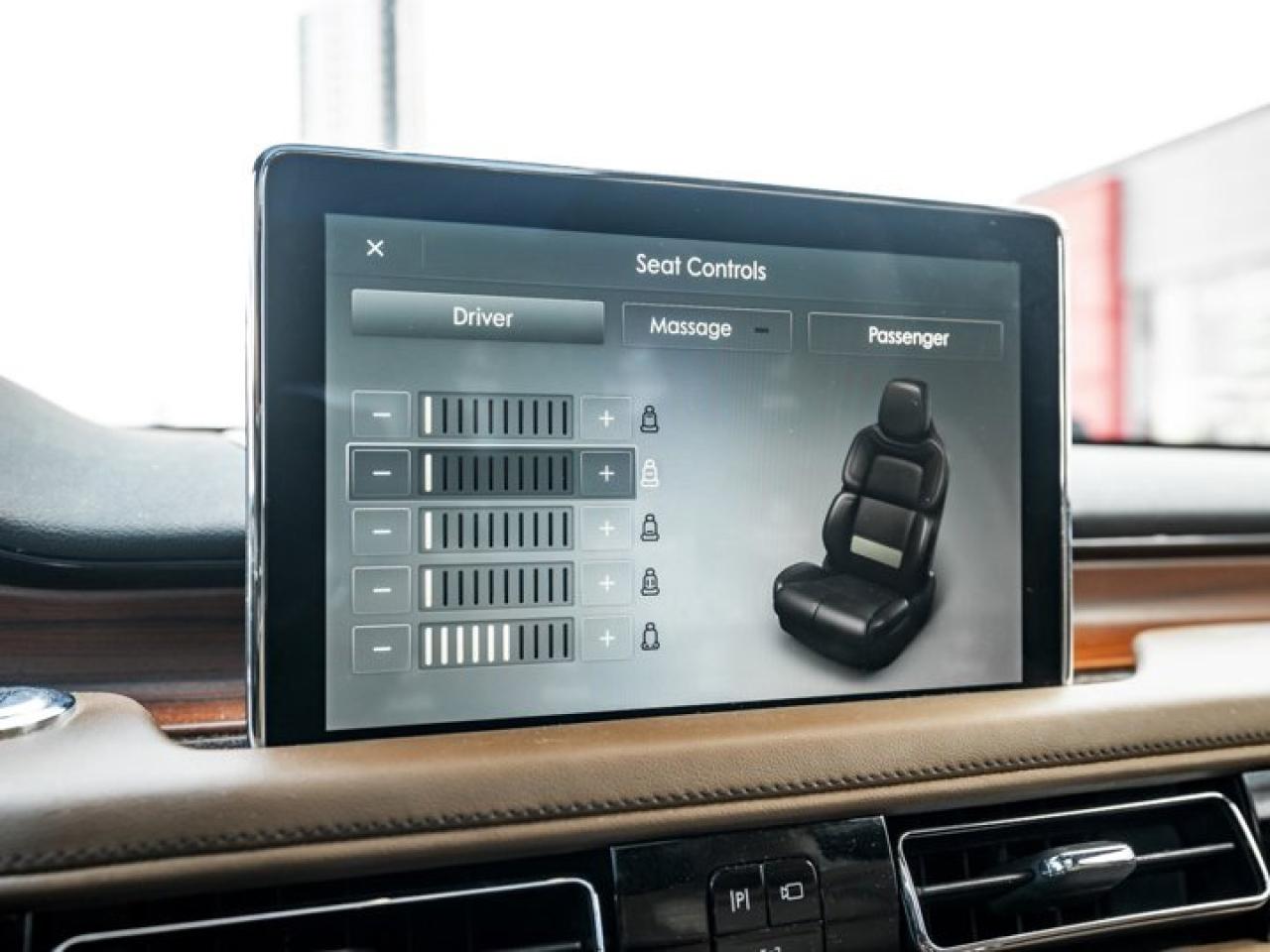 2022 Lincoln Aviator Reserve AWD Panoroof Heated Vented Seats 360 Cam Revel Audio Photo