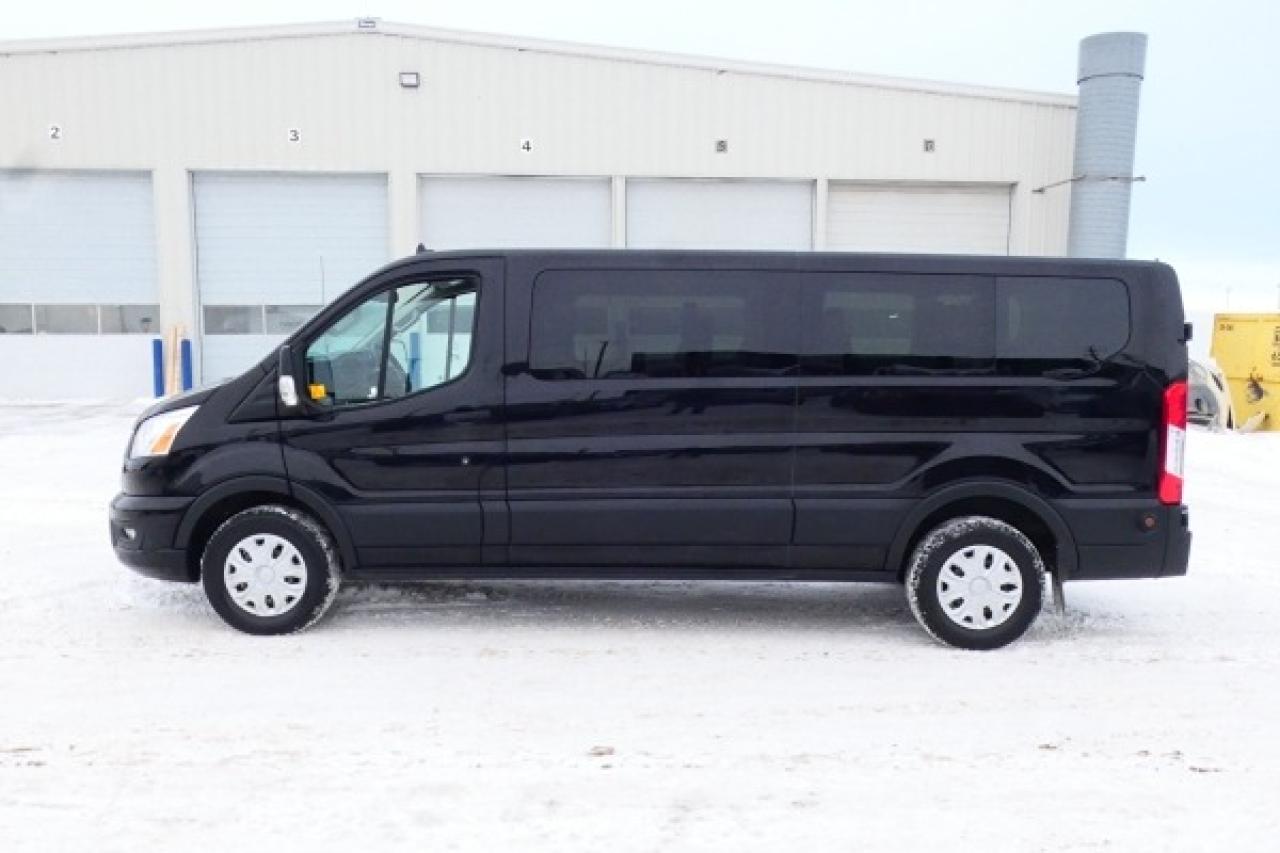 2020 Ford Transit 350 XLT 12 pass. van w/cloth seats, BUC - Photo #1