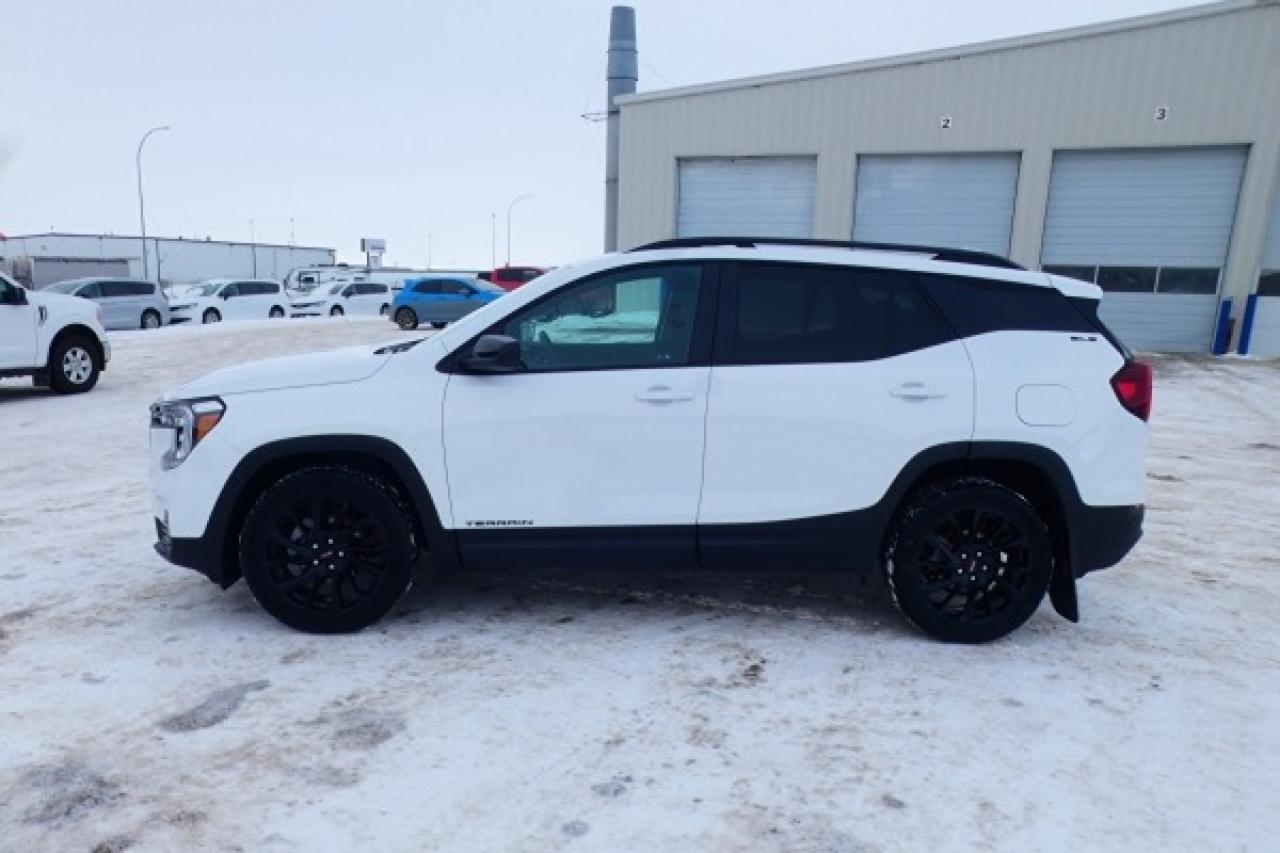 2024 GMC Terrain SLE AWD w/Htd cloth, BUC - Photo #1
