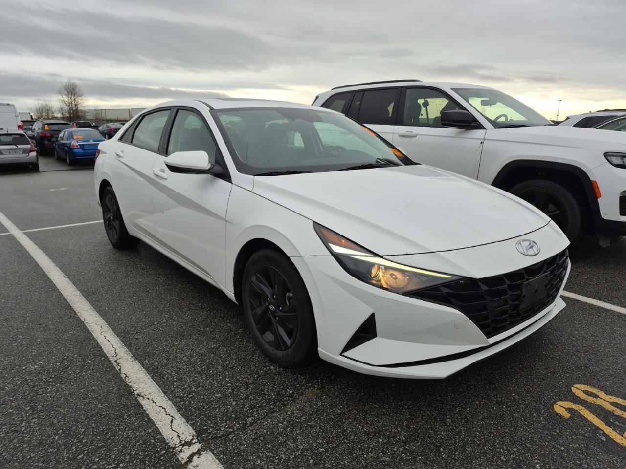 2023 Hyundai Elantra Preferred Photo