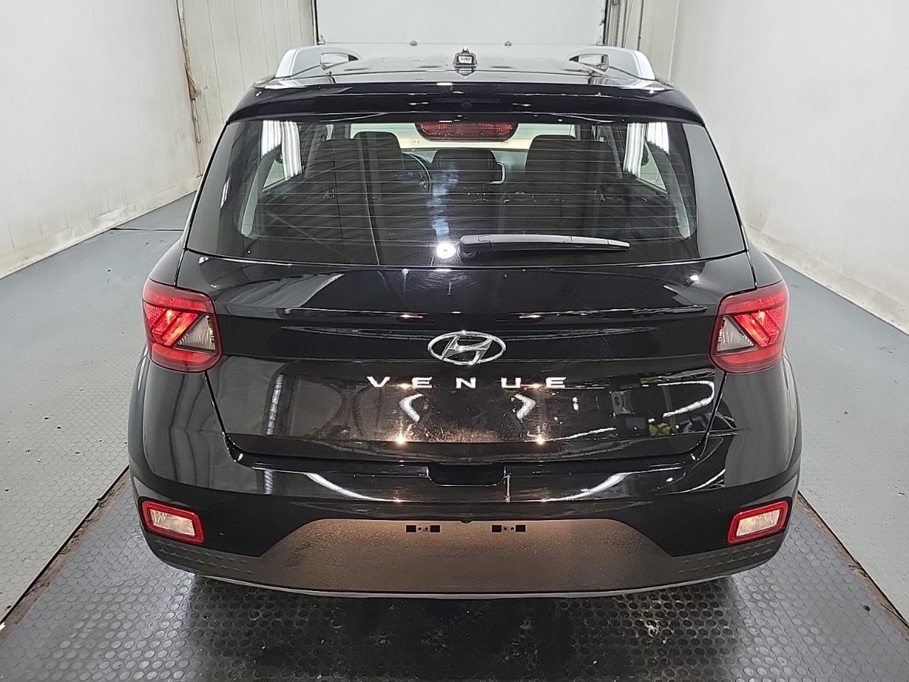 2023 Hyundai Venue PREFERRED Photo