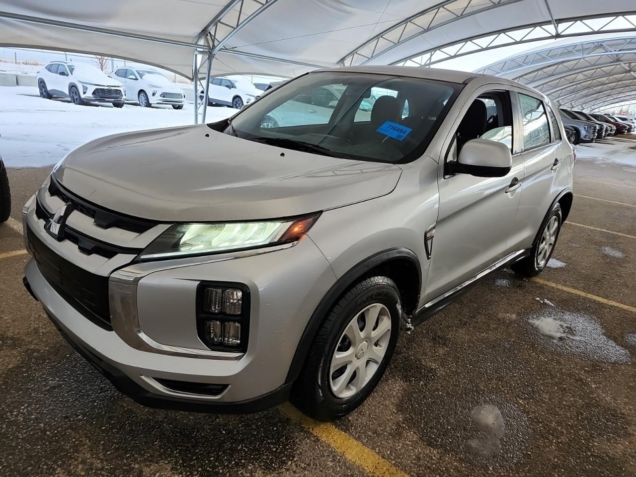 2024 Mitsubishi RVR ES Photo0