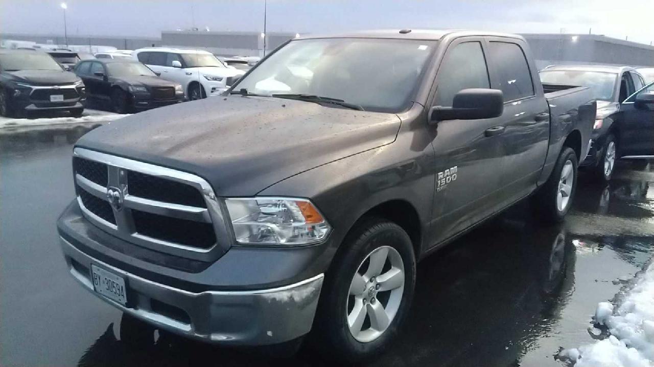2023 RAM 1500 Classic SLT Photo0