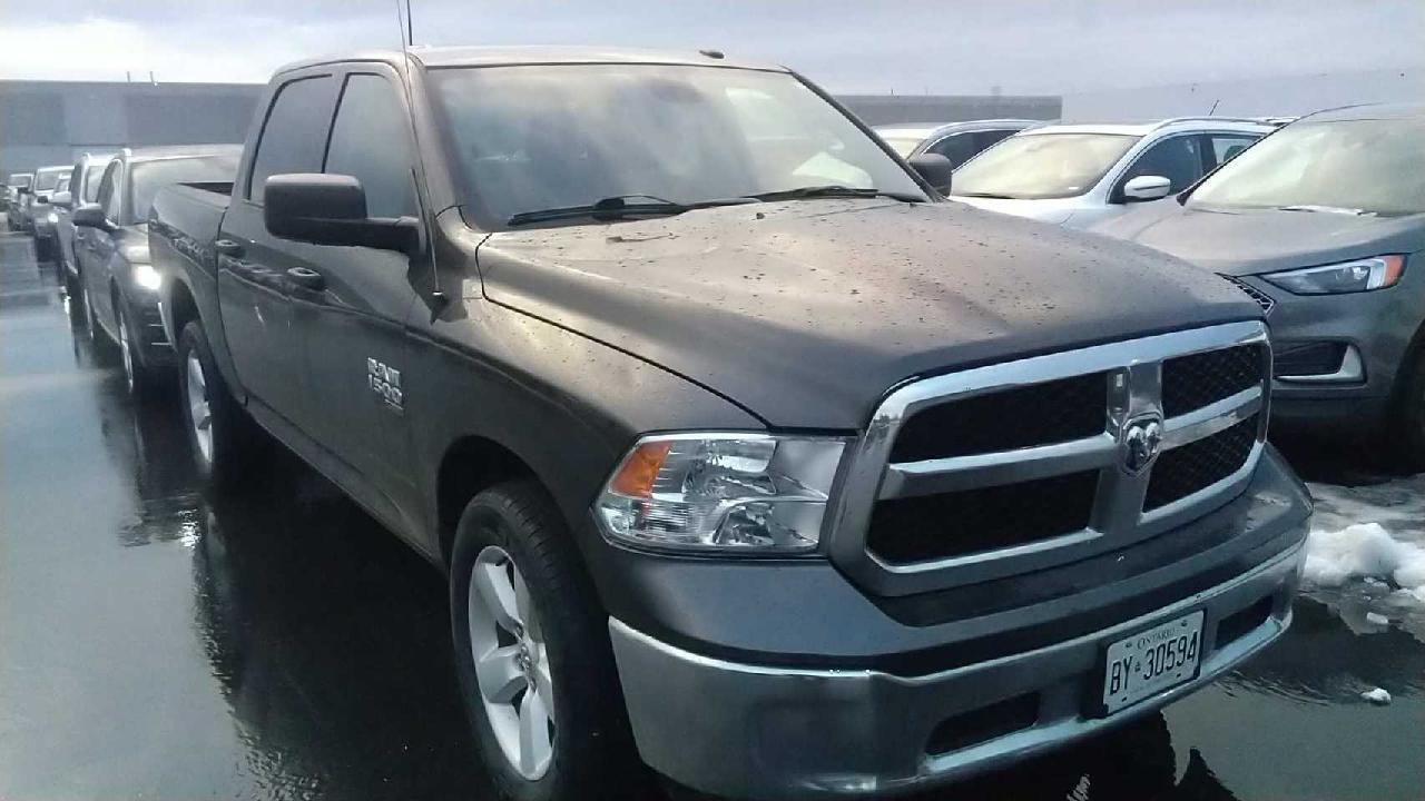 2023 RAM 1500 Classic SLT Photo2