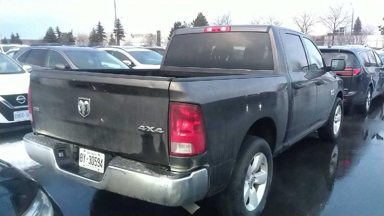 2023 RAM 1500 Classic SLT Photo