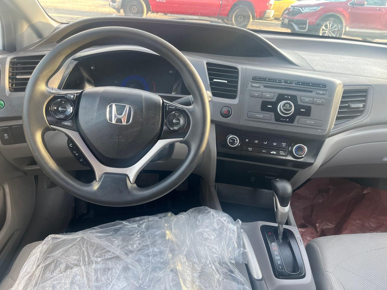 2012 Honda Civic 4dr Auto LX Photo