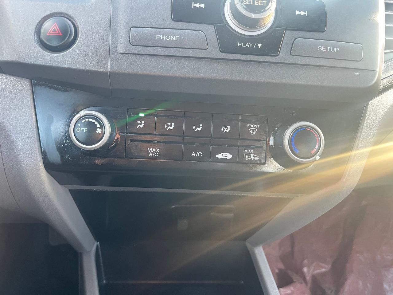 2012 Honda Civic 4dr Auto LX Photo