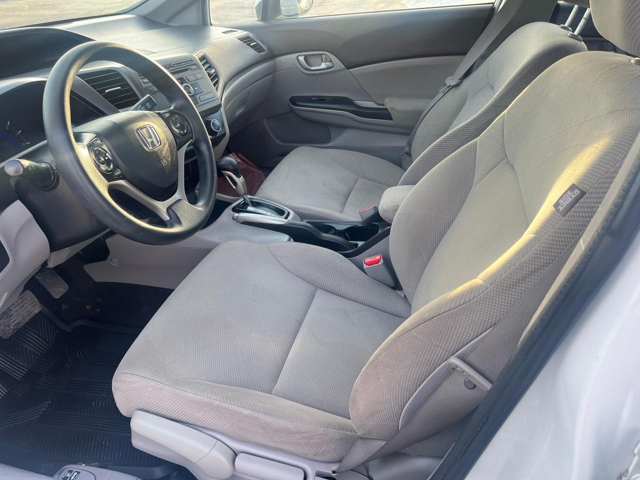 2012 Honda Civic 4dr Auto LX Photo