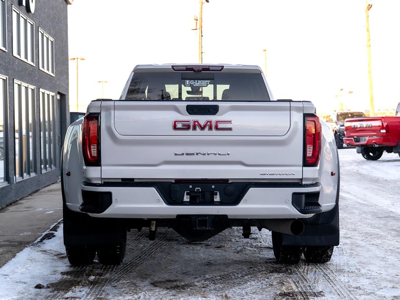 2020 GMC Sierra 3500 Denali Dually Photo27