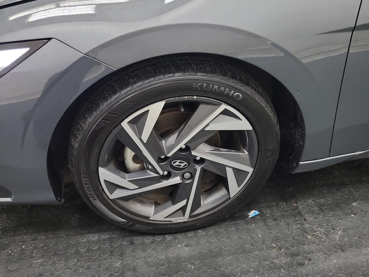 2024 Hyundai Elantra Preferred Photo