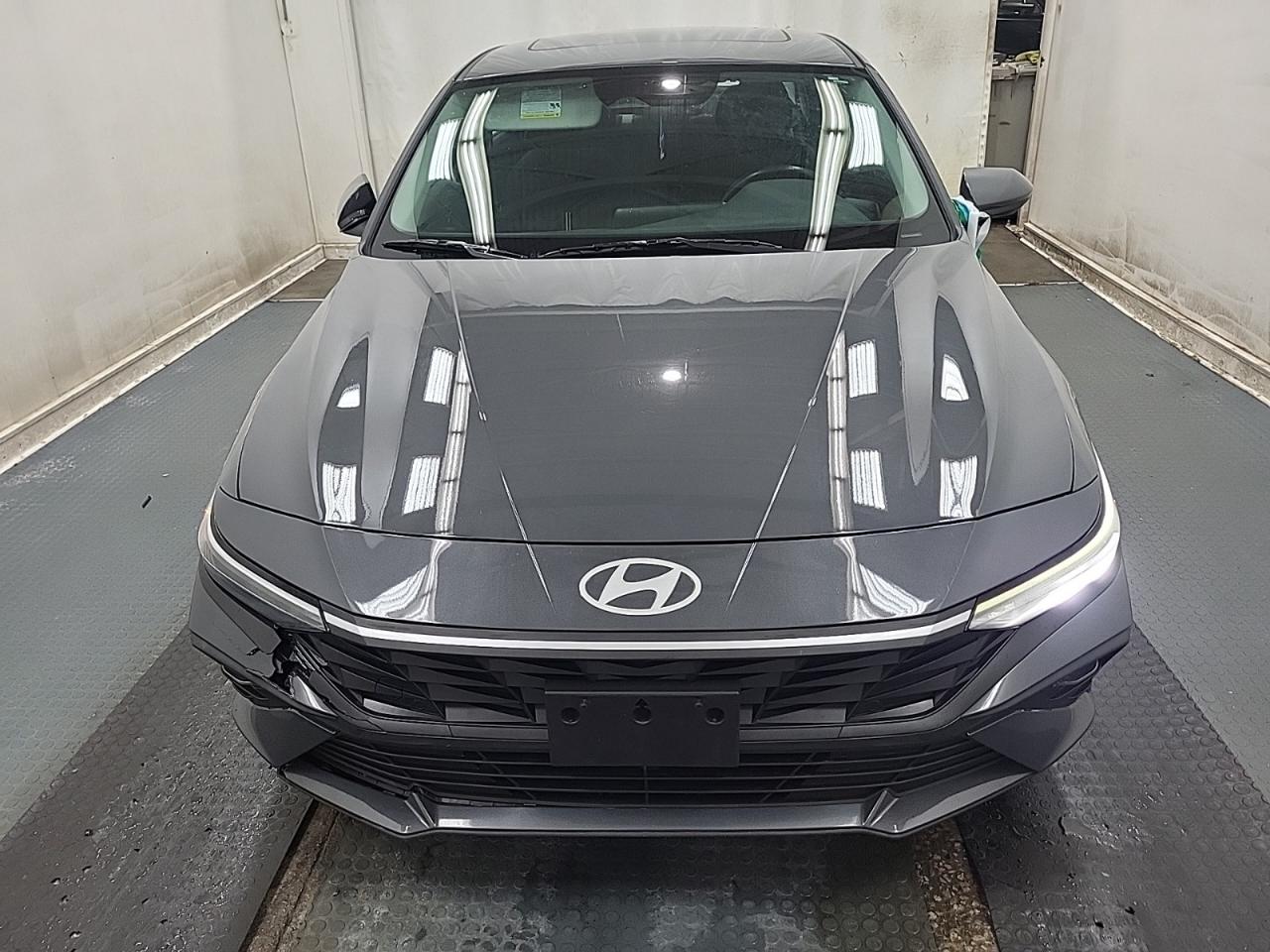 2024 Hyundai Elantra Preferred Photo