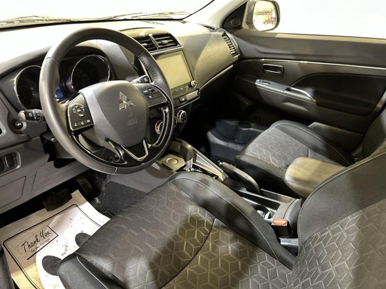 2020 Mitsubishi RVR ES FWD Photo