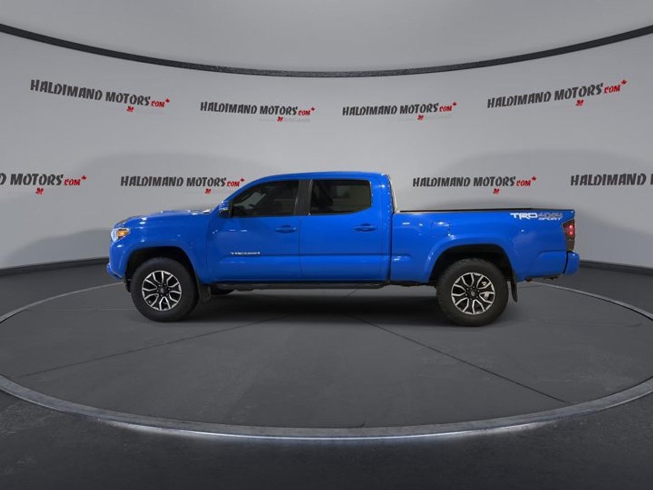 2021 Toyota Tacoma SR5 TRD SPORT 4X4 Double Cab 6ft Box | Leather Photo