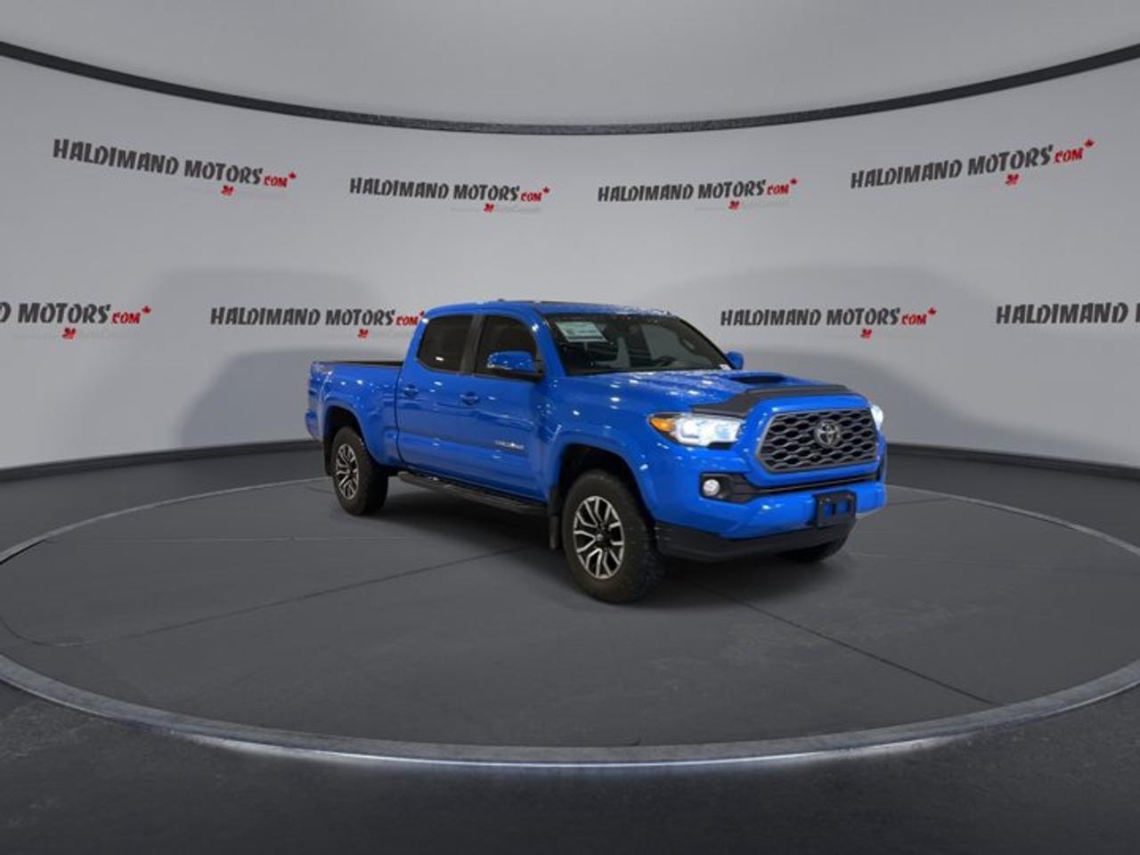 2021 Toyota Tacoma SR5 TRD SPORT 4X4 Double Cab 6ft Box | Leather Photo