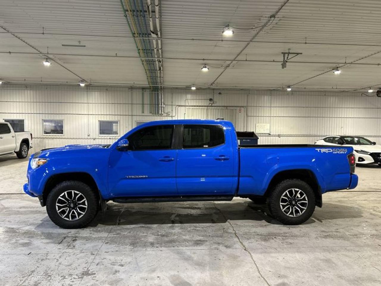 2021 Toyota Tacoma SR5 TRD SPORT 4X4 Double Cab 6ft Box | Leather Photo